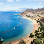 Sea View, 5min Beach, Wifi, Pool, Center, Dolphin Excursions, Kids Friendly شقة